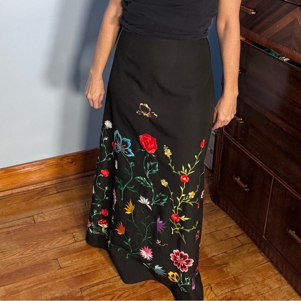 Vintage Floral Embroidered Black Maxi Skirt